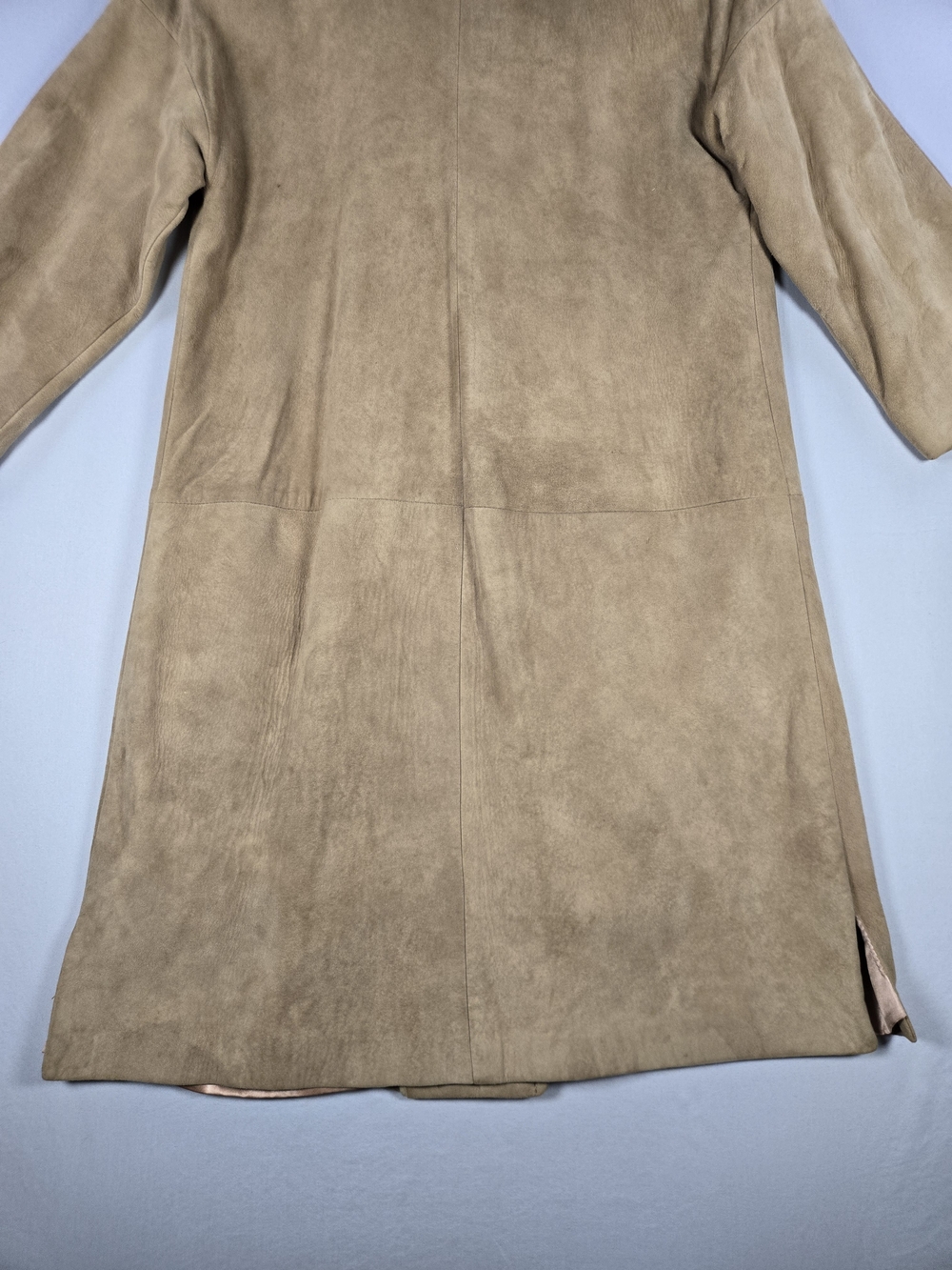 Vintage Tan Suede Trench Coat with Fur Collar - Picture 7 of 14